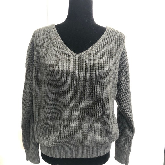 beautiful sweater - Picture 3 of 5